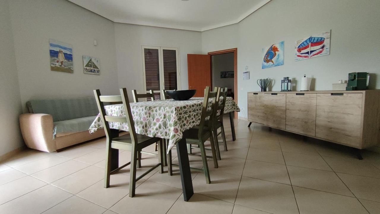 Appartamenti In Villa Polimnia Fontane Bianche Exterior foto